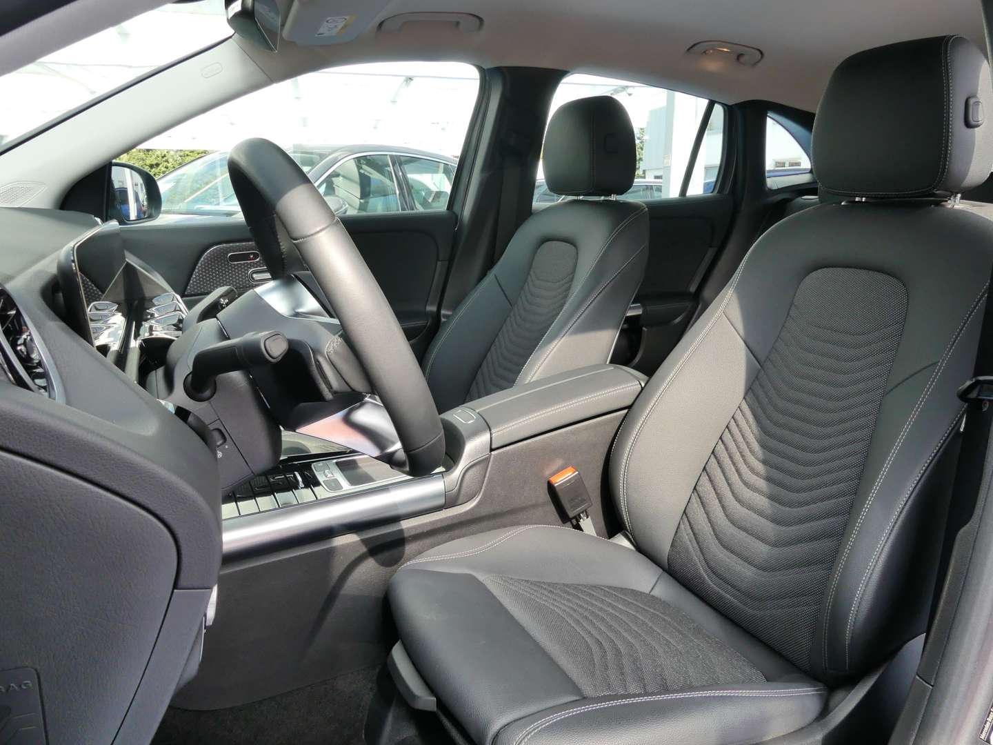 Mercedes GLA 180 Progressive - 2025 - Joinsteer - #8