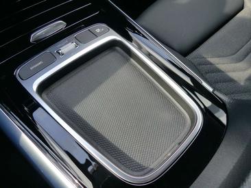 Mercedes GLA 180 Progressive — photo 16