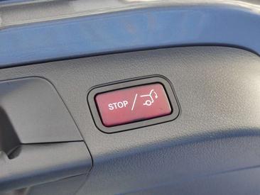 Mercedes GLA 180 Progressive — photo 22