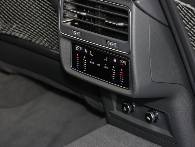 Audi Q8 Competition Plus 55 TFSI Quattro Tiptronic - 2023 - Joinsteer - #14