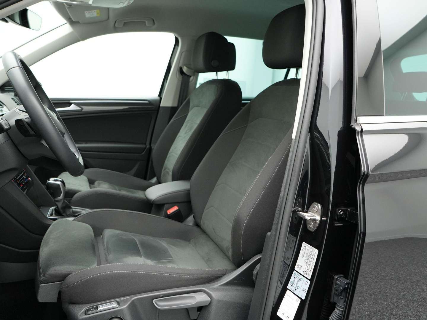 Volkswagen TIGUAN TSI Elegance - 2023 - Joinsteer - #9