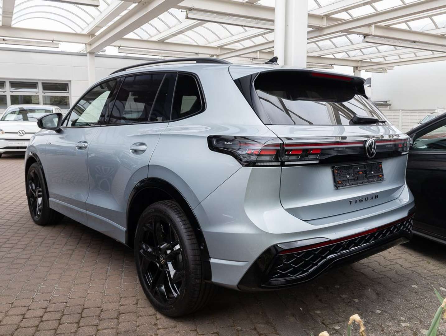 Volkswagen TIGUAN ETSI R-Line - 2025 - Joinsteer - #1