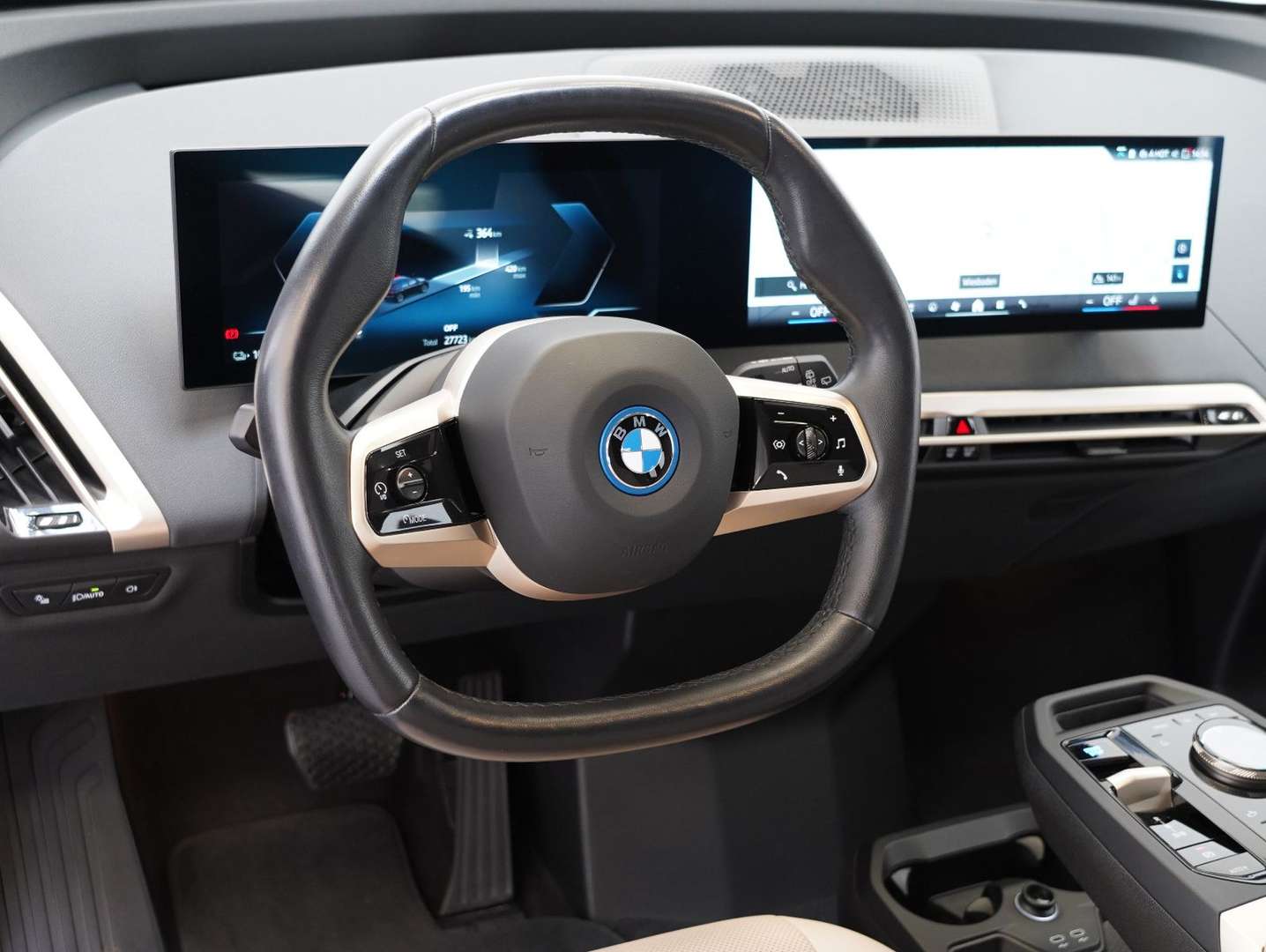 BMW IX Sport XDrive40 - 2023 - Joinsteer - #9