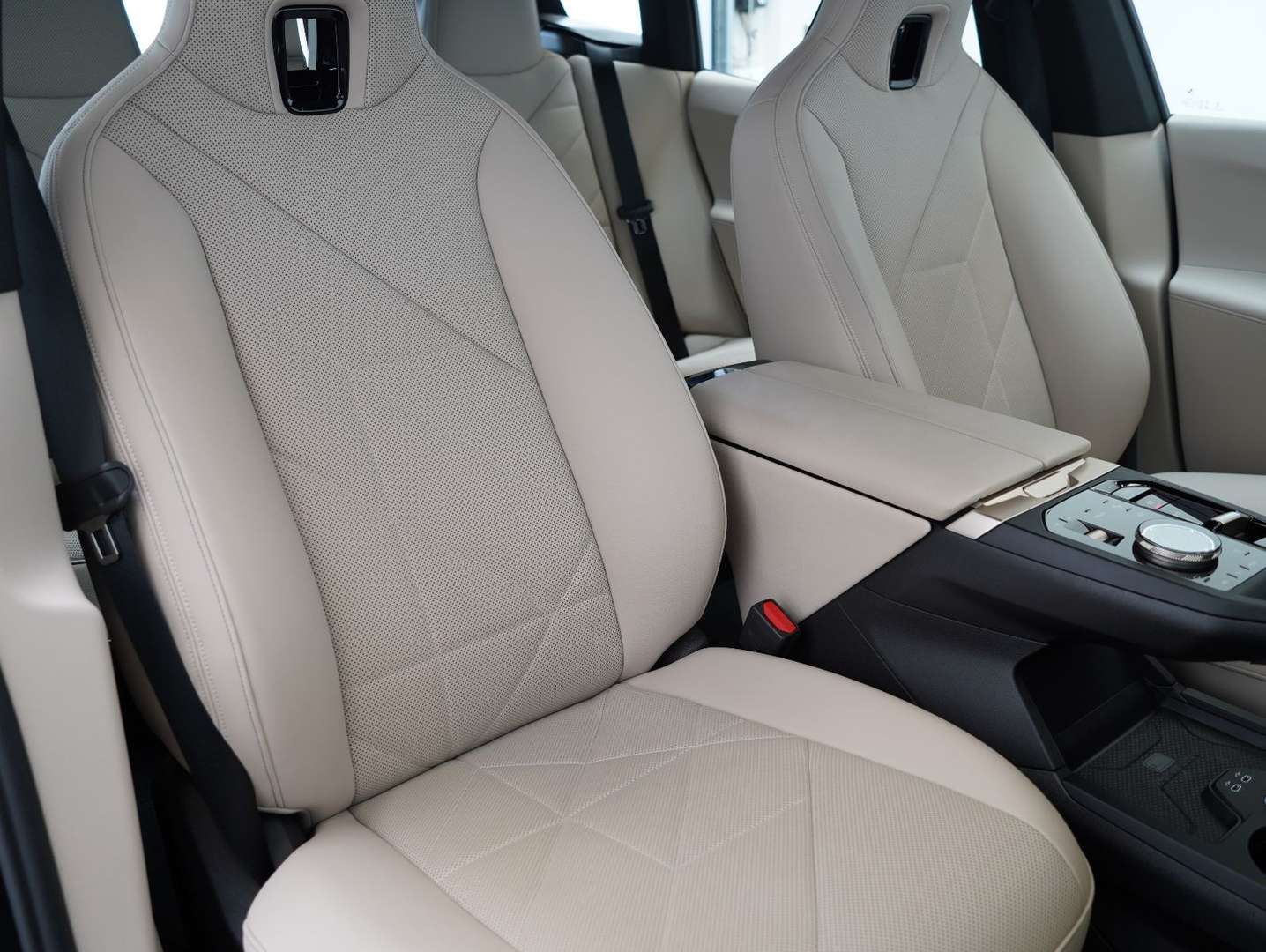 BMW IX Sport XDrive40 - 2023 - Joinsteer - #12