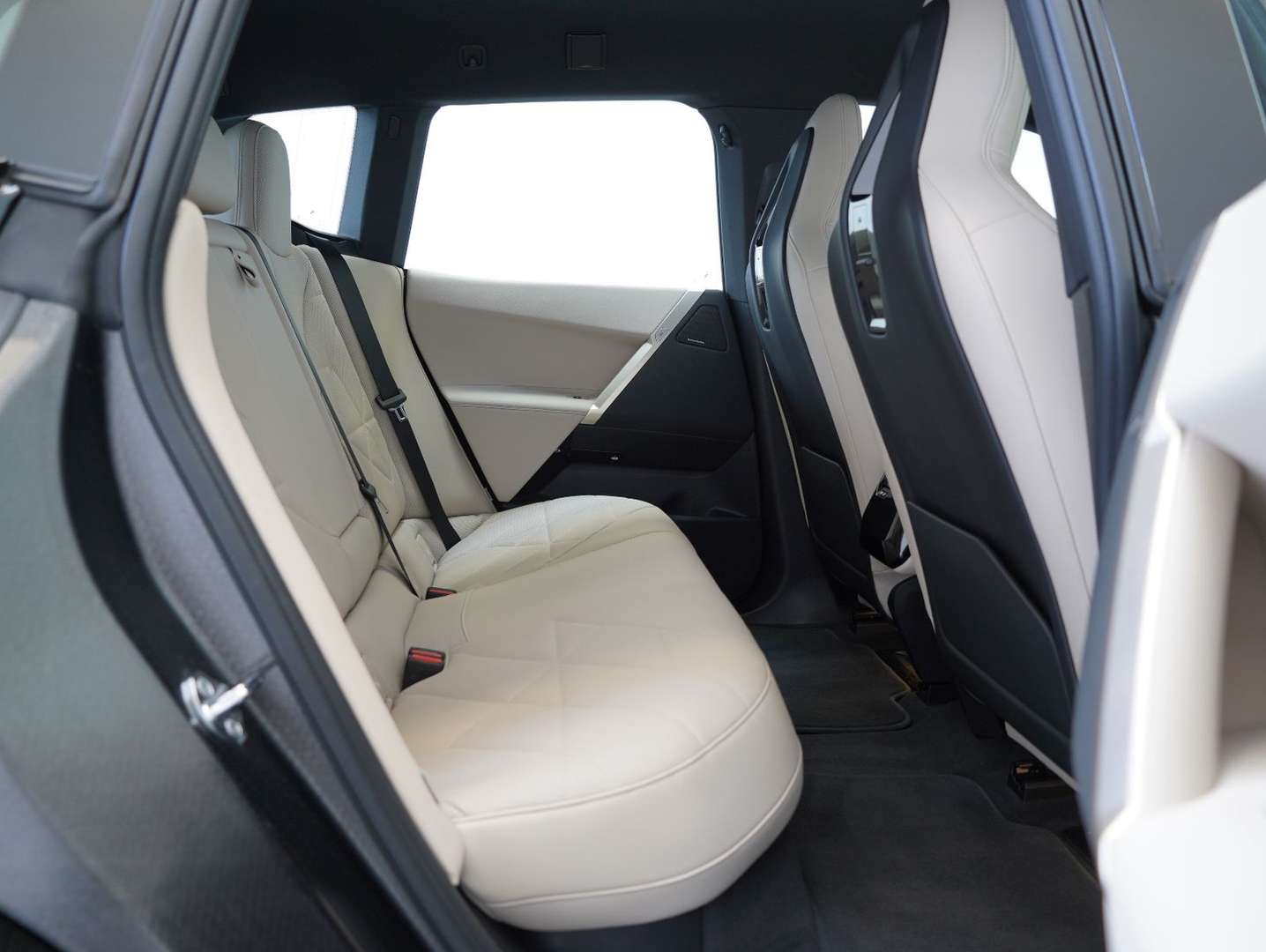 BMW IX Sport XDrive40 - 2023 - Joinsteer - #17