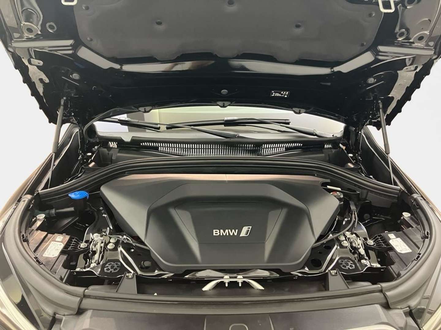 BMW IX1 - 2023 - Joinsteer - #15