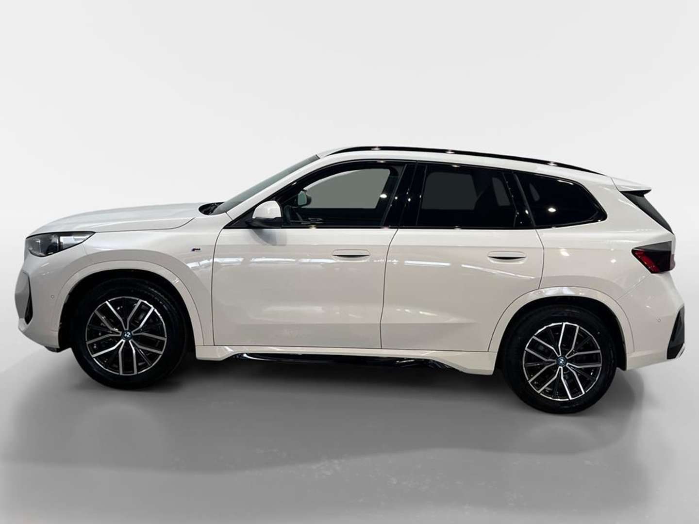 BMW IX1 M Sport - 2025 - Joinsteer - #3