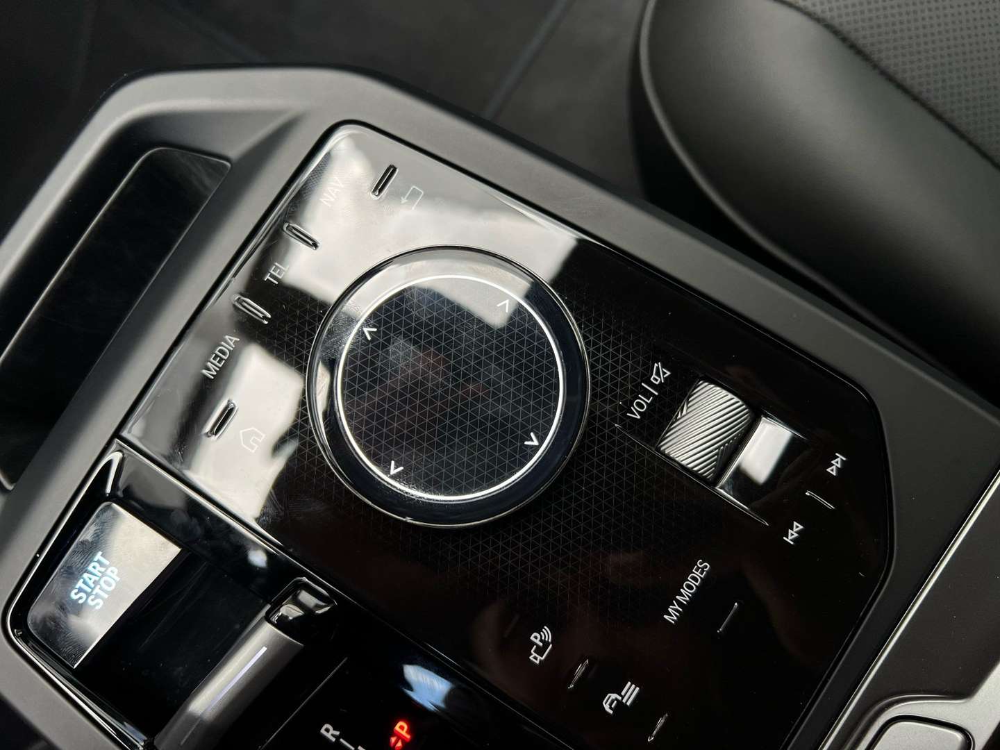 BMW IX M Sport XDrive40 - 2024 - Joinsteer - #11