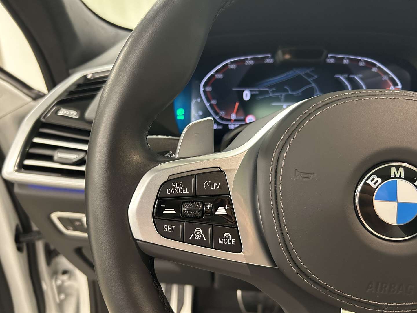 BMW X6 M Sport XDrive40d - 2023 - Joinsteer - #26