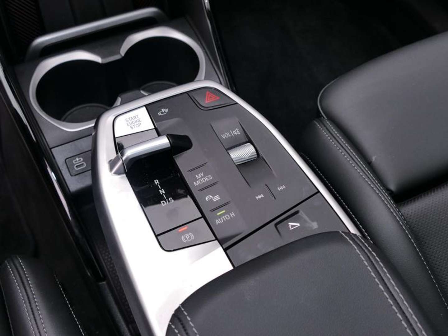 BMW X1 Sport 20i SDrive - 2025 - Joinsteer - #20