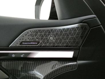 BMW I5 XDrive40 — photo 12