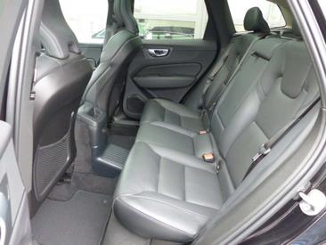 Volvo XC60 T6 Recharge Core — photo 14