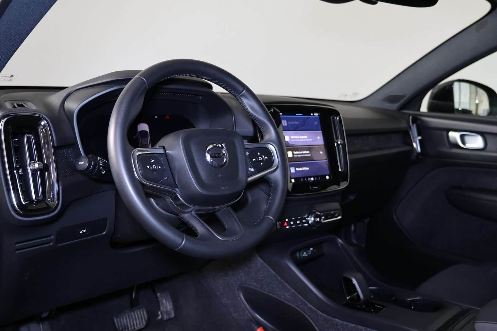 Volvo C40 Recharge PLUS - 2025 - Joinsteer - #13