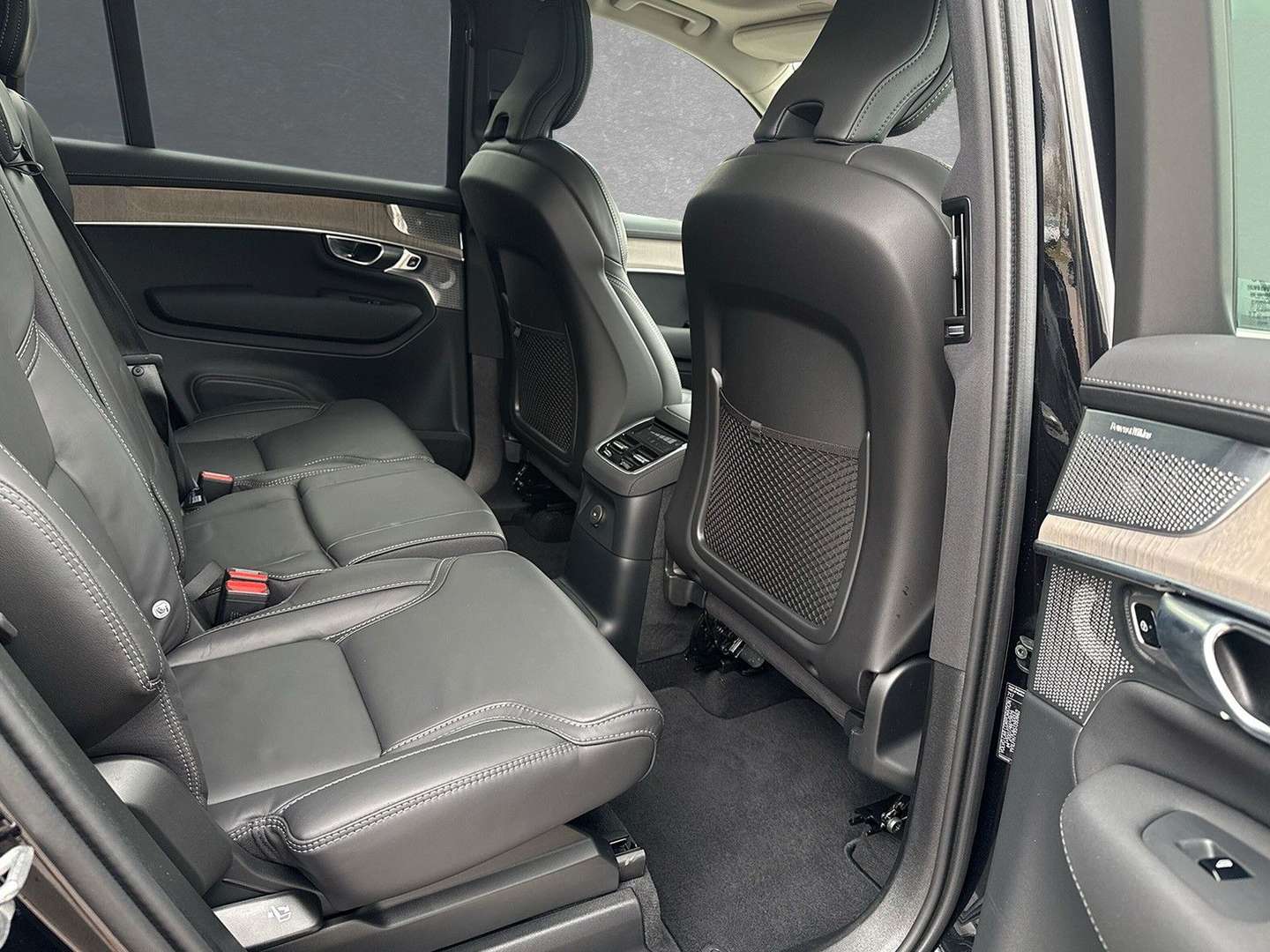 Volvo XC90 T8 Plus - 2025 - Joinsteer - #4