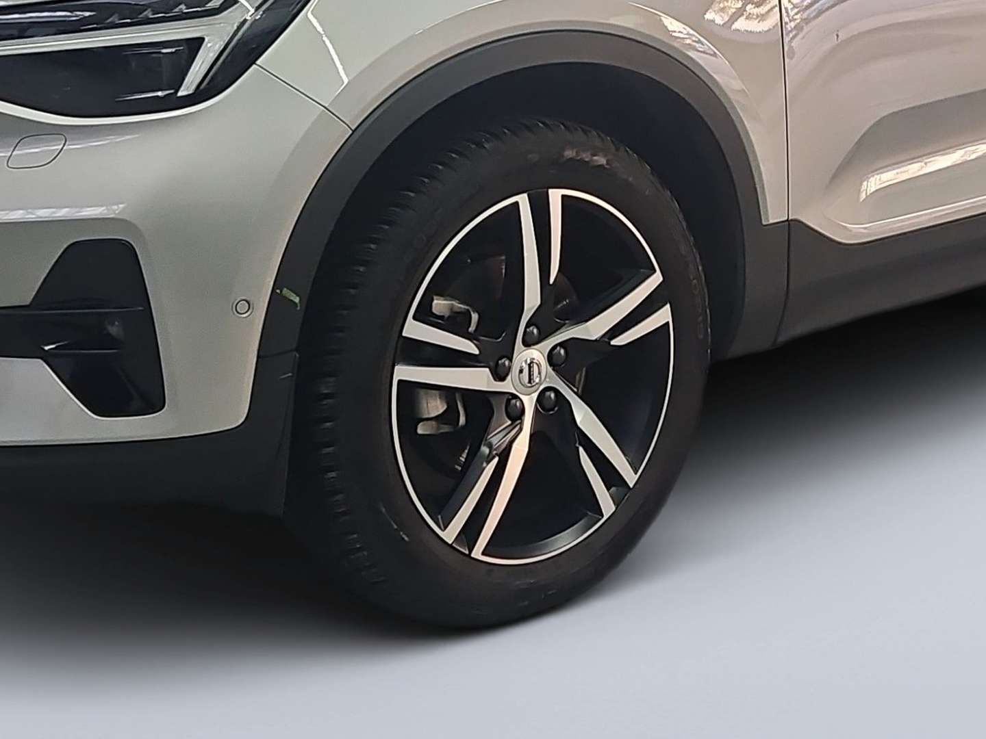 Volvo XC40 - 2025 - Joinsteer - #6