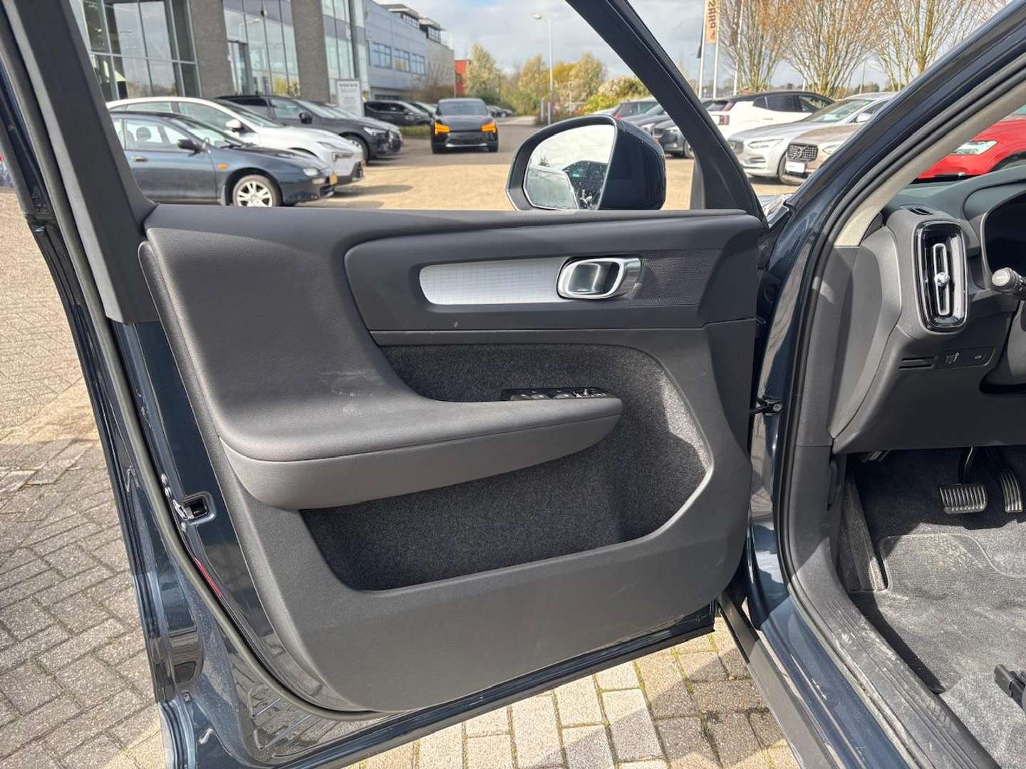 Volvo XC40 T3 Momentum - 2022 - Joinsteer - #4