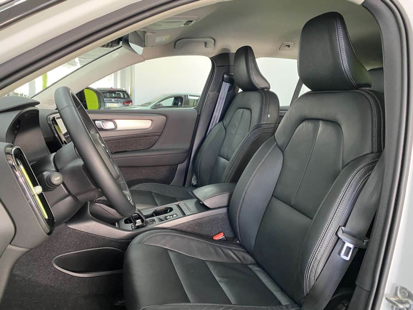 Volvo XC40 B4 Momentum - 2022 - Joinsteer - #8