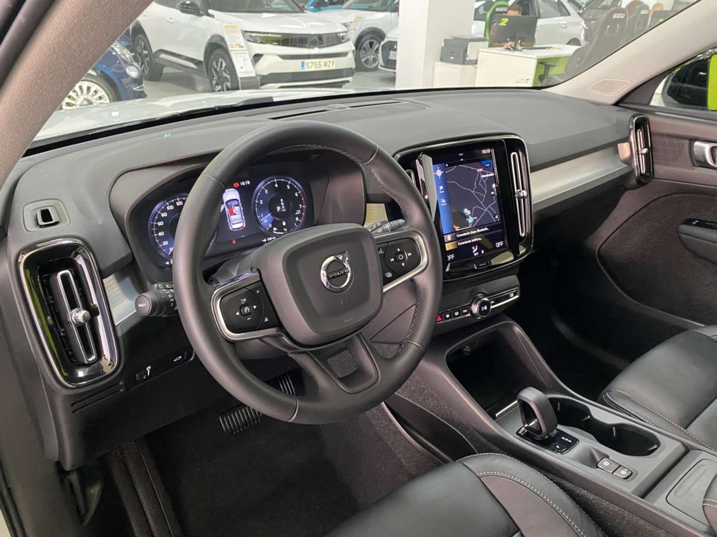 Volvo XC40 B4 Momentum - 2022 - Joinsteer - #9