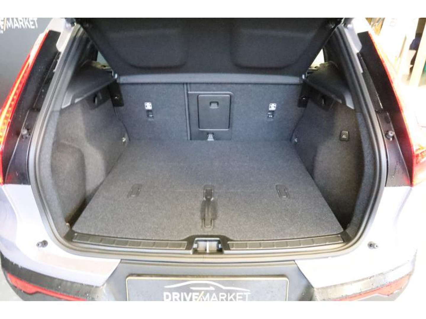 Volvo XC40 Dark - 2025 - Joinsteer - #7