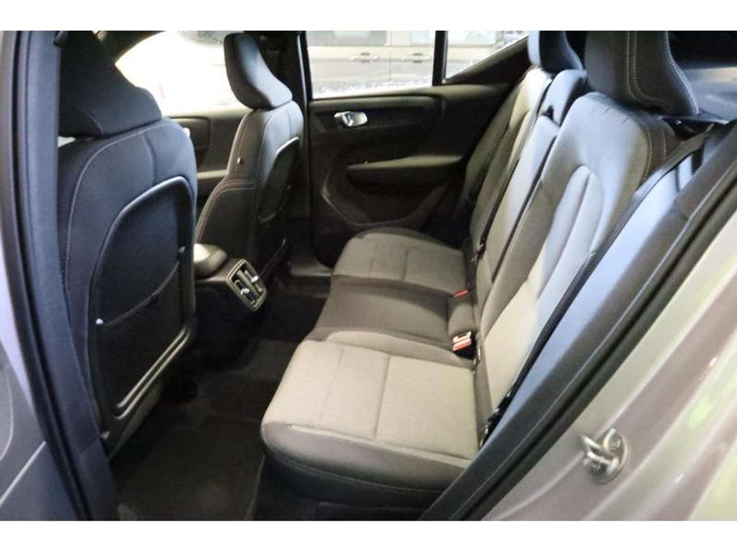 Volvo XC40 Dark - 2025 - Joinsteer - #8