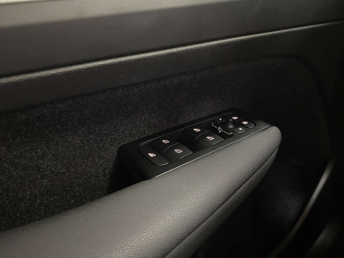 Volvo XC40 B4 Momentum - 2022 - Joinsteer - #27