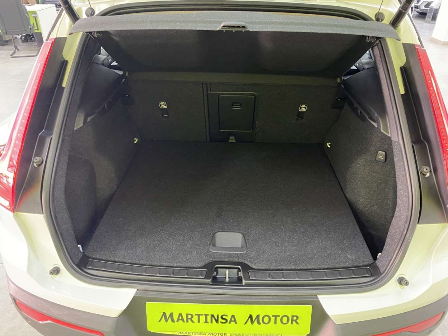 Volvo XC40 B4 Momentum - 2022 - Joinsteer - #31