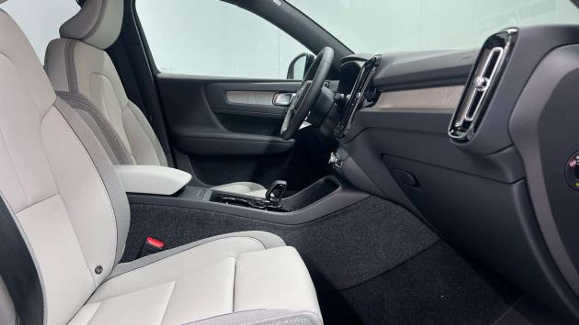 Volvo XC60 - 2025 - Joinsteer - #3