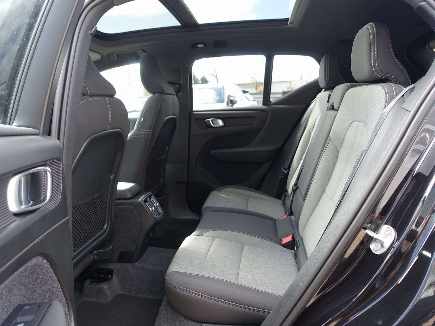 Volvo XC40 B3 Plus - 2025 - Joinsteer - #12