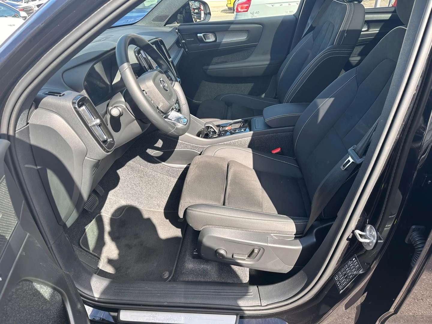 Volvo XC40 B4 Ultra Black Ed. - 2025 - Joinsteer - #13