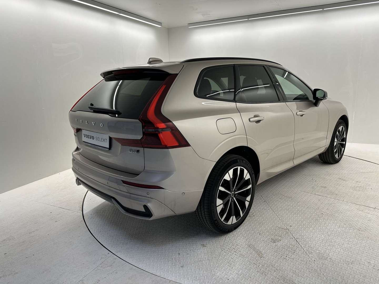Volvo XC60 B5 Ultra Dark - 2025 - Joinsteer - #2