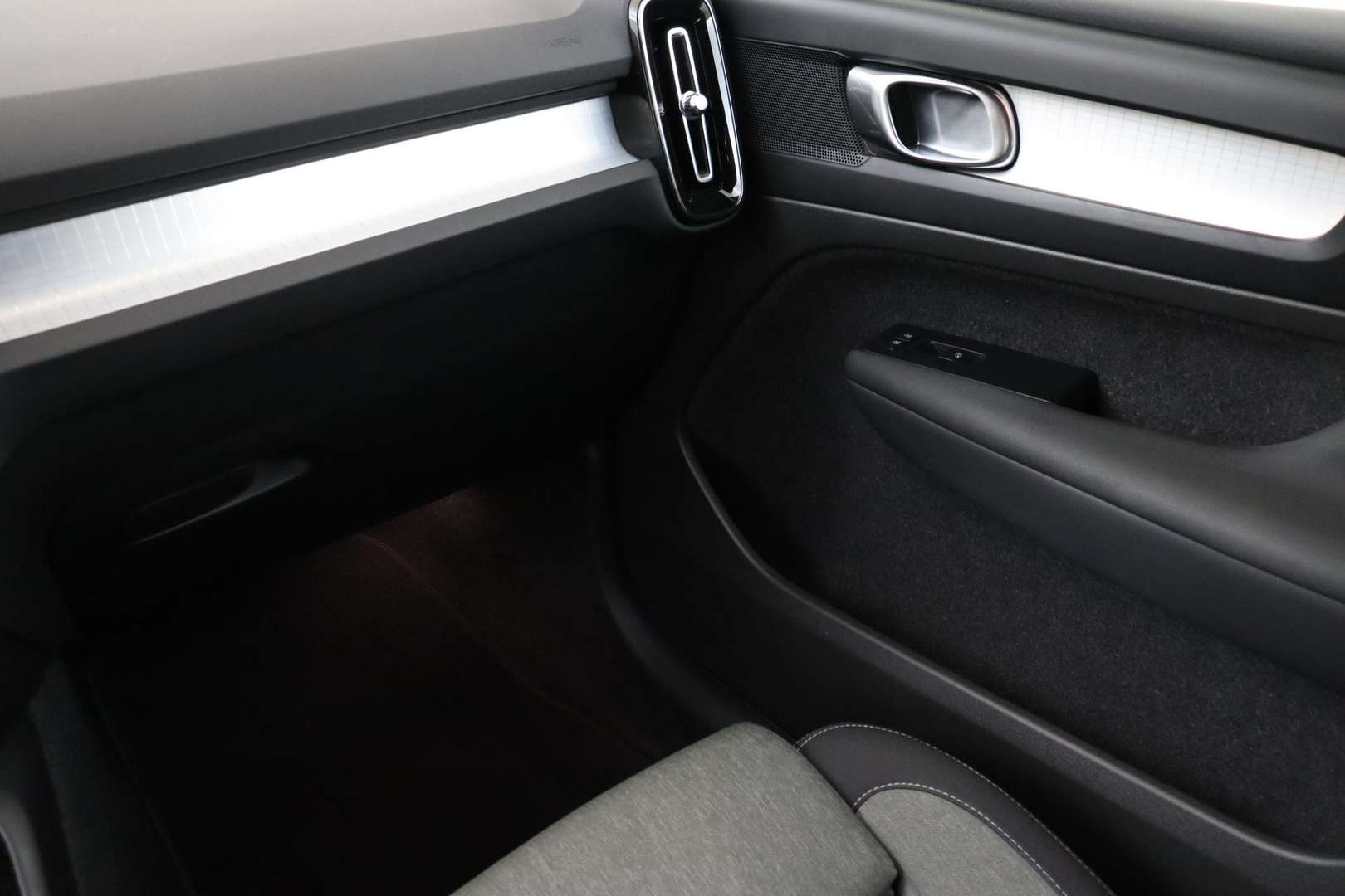 Volvo XC40 B4 Core - 2022 - Joinsteer - #17