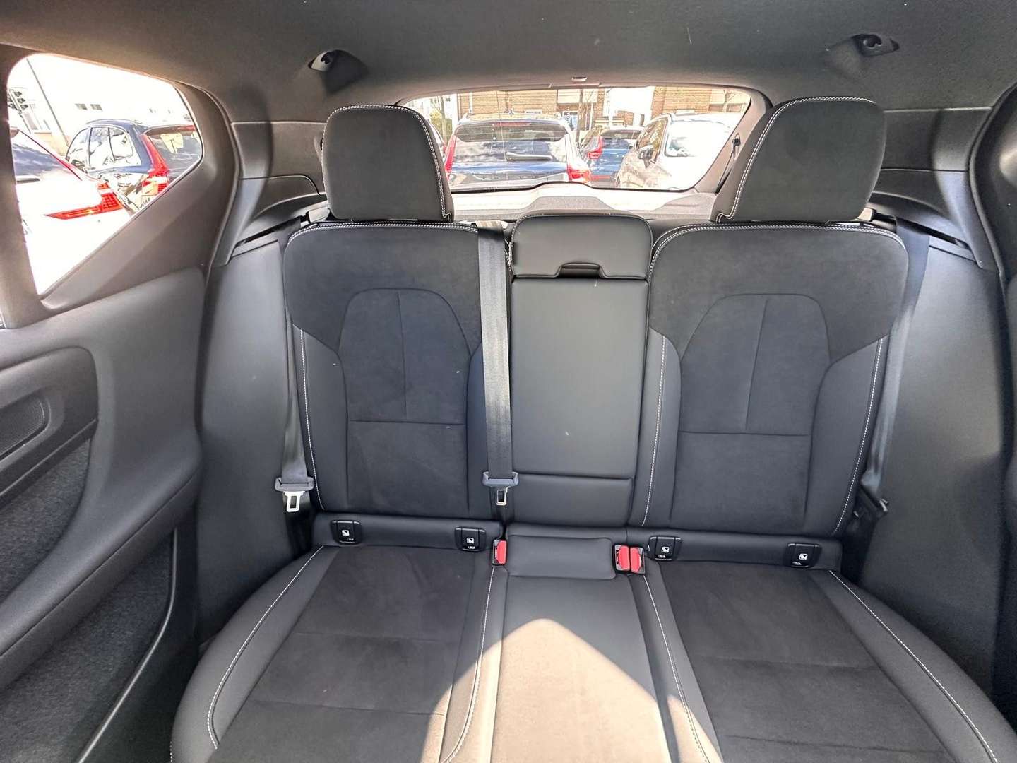 Volvo XC40 B4 Ultra Black Ed. - 2025 - Joinsteer - #23