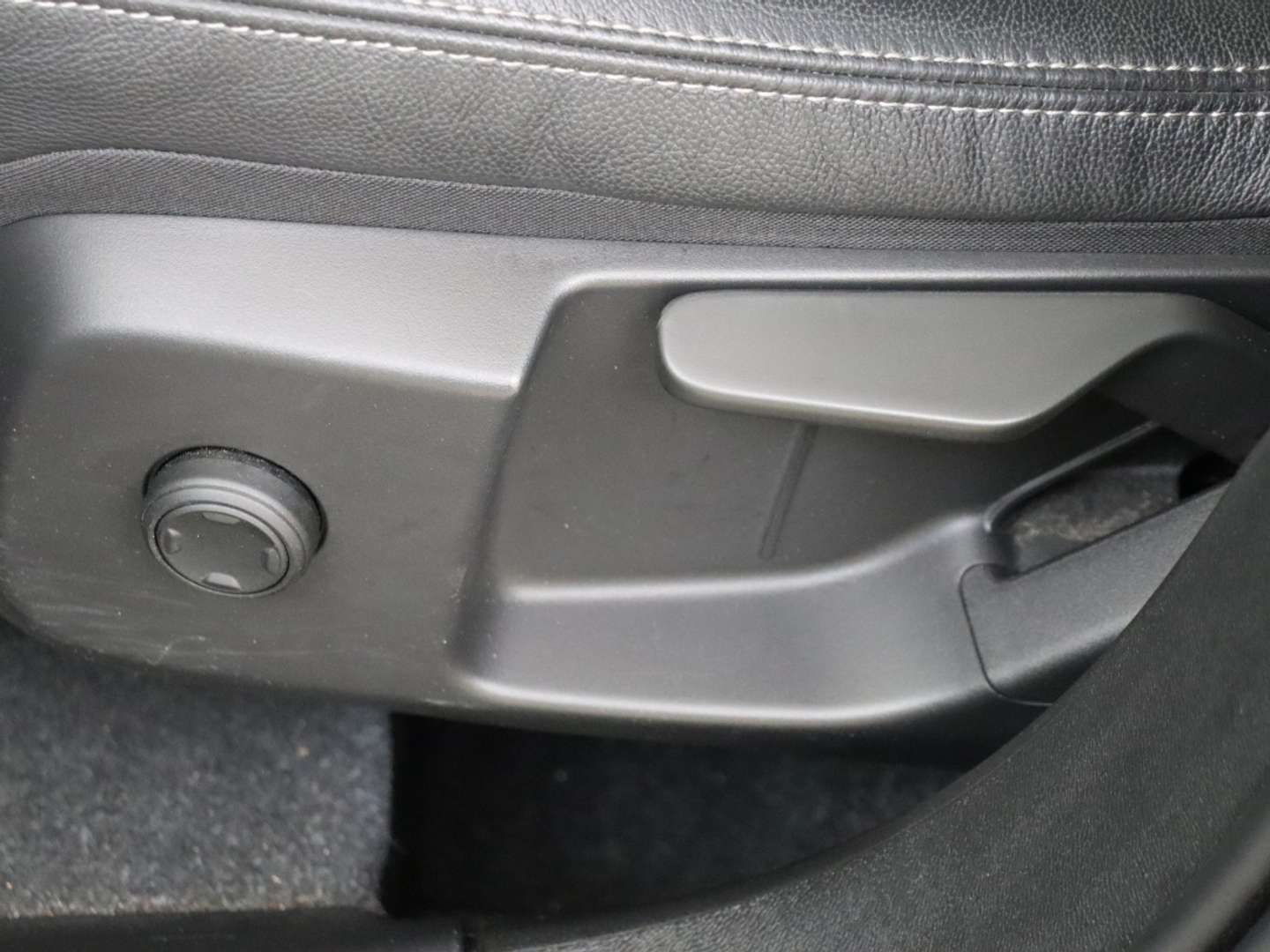 Volvo XC40 T3 R Design - 2021 - Joinsteer - #17