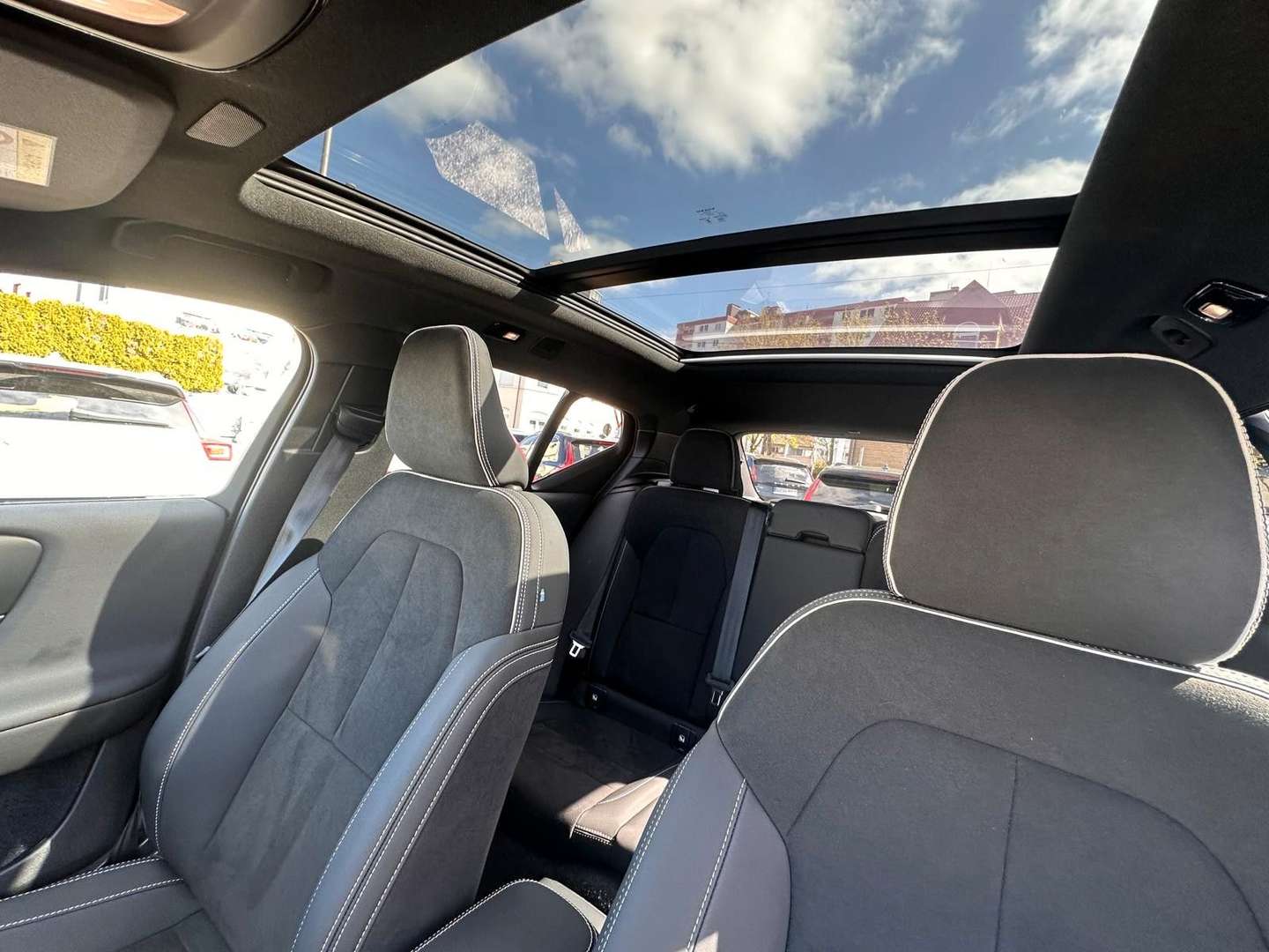 Volvo XC40 B4 Ultra Black Ed. - 2025 - Joinsteer - #24
