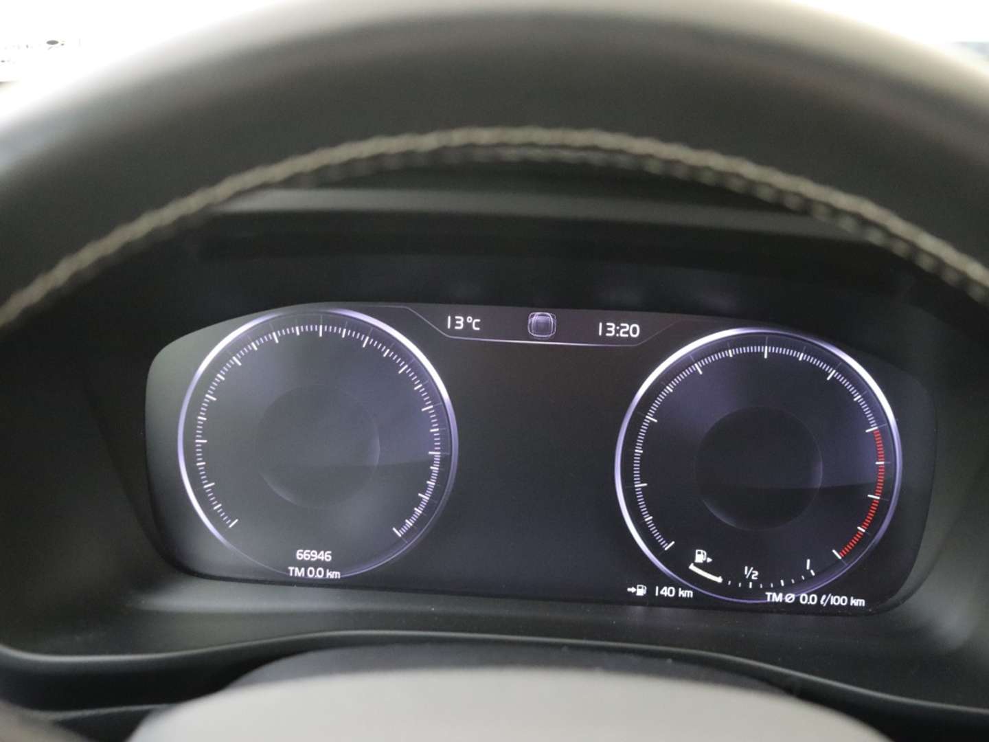 Volvo XC40 T3 R Design - 2021 - Joinsteer - #22