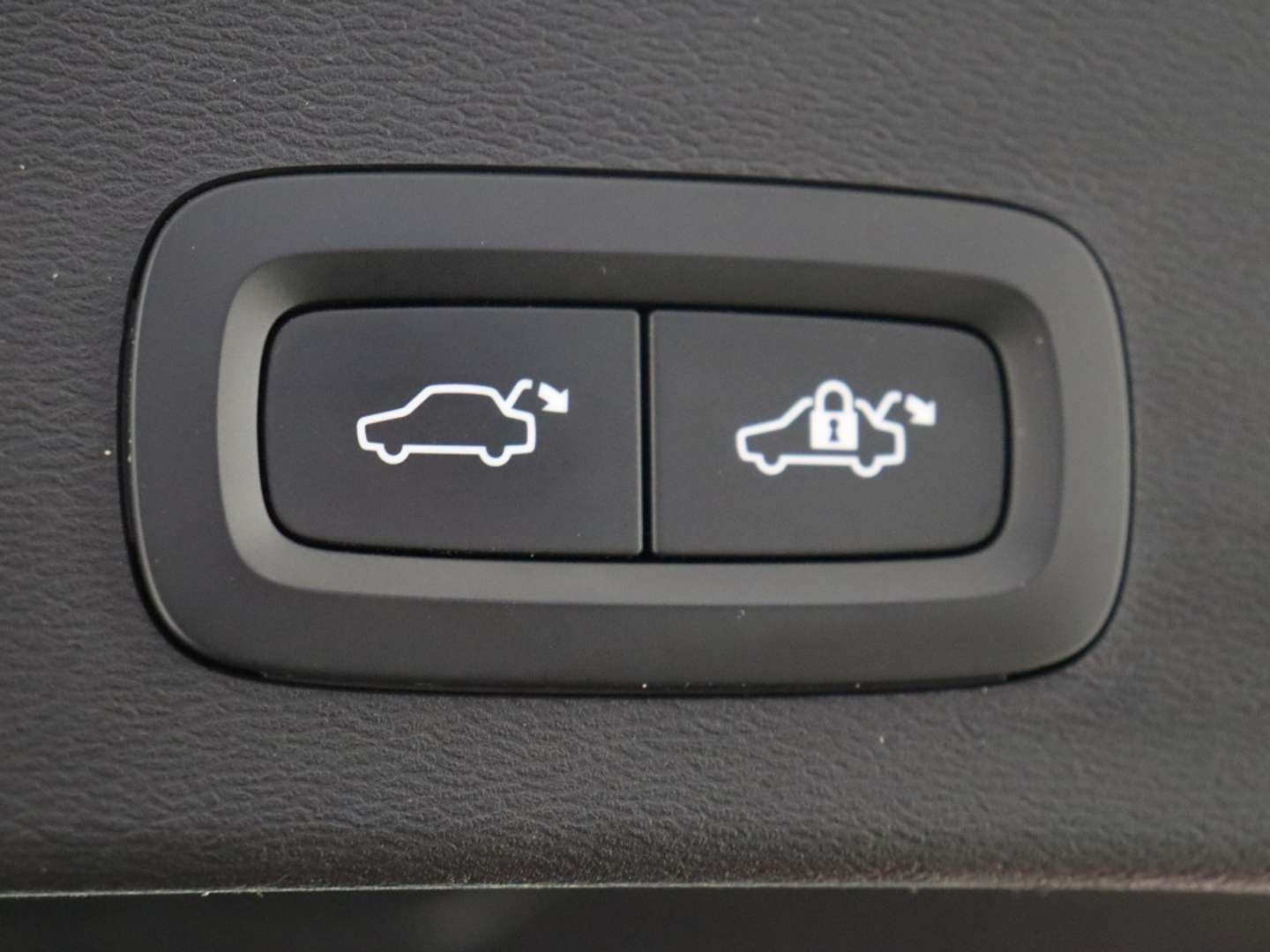 Volvo XC40 T3 R Design - 2021 - Joinsteer - #34
