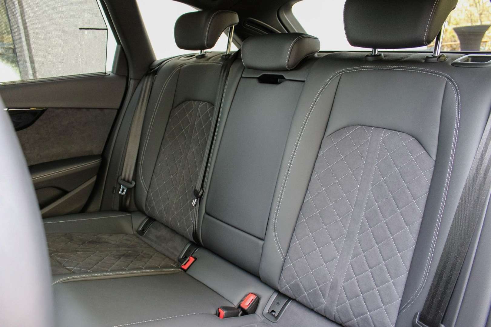 Audi RS4 Avant DYNAMIK PANO - 2023 - Joinsteer - #17