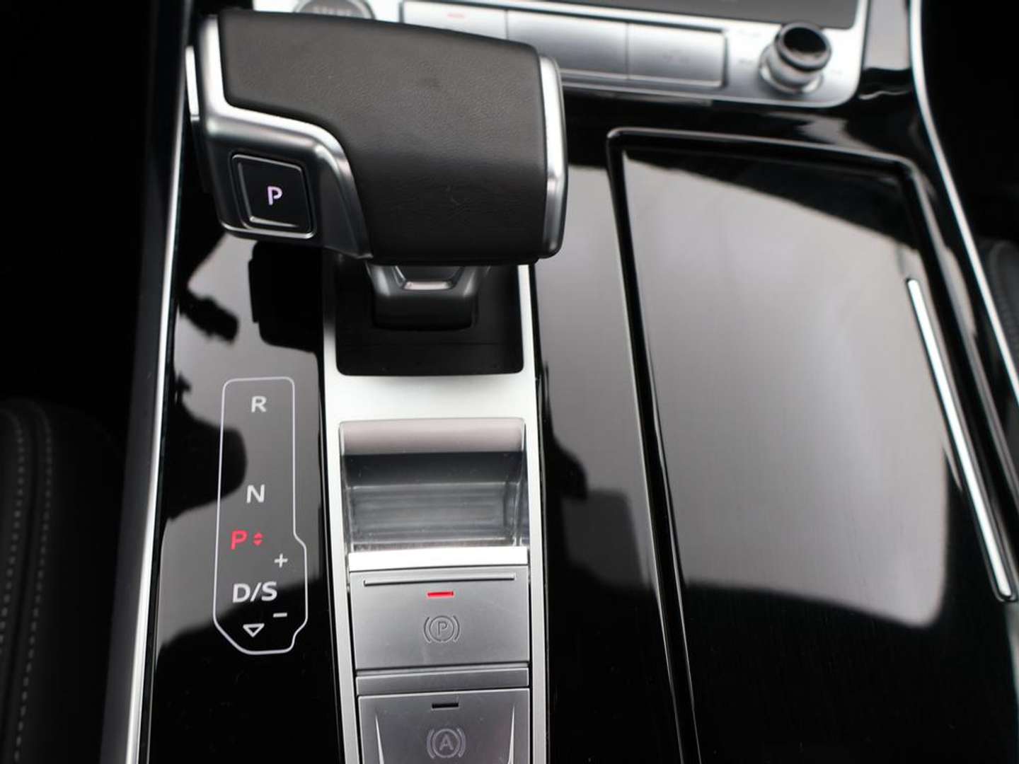 Audi Q7 S Line 55 TFSIe - 2024 - Joinsteer - #23