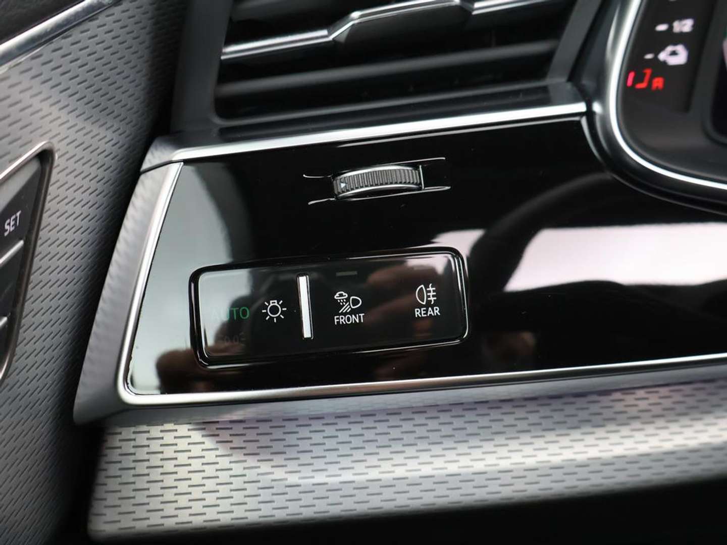 Audi Q7 S Line 55 TFSIe - 2024 - Joinsteer - #24