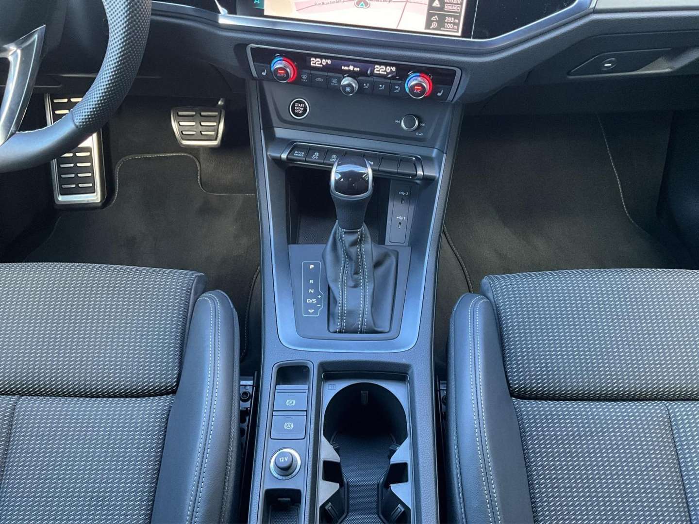 Audi Q3 S Line 35 TFSI - 2025 - Joinsteer - #13