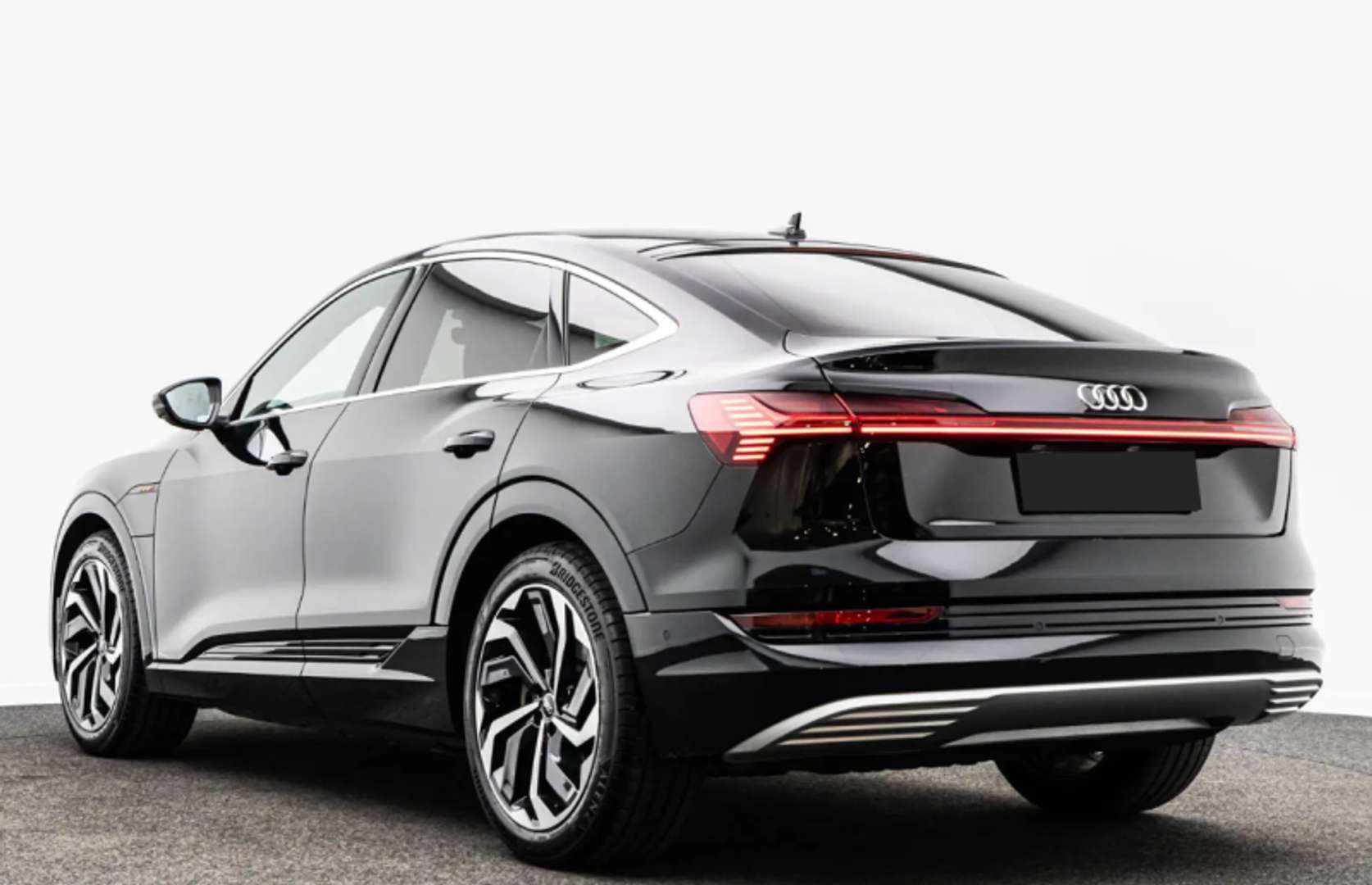 Audi E-tron S Line 55 - 2022 - Joinsteer - #4