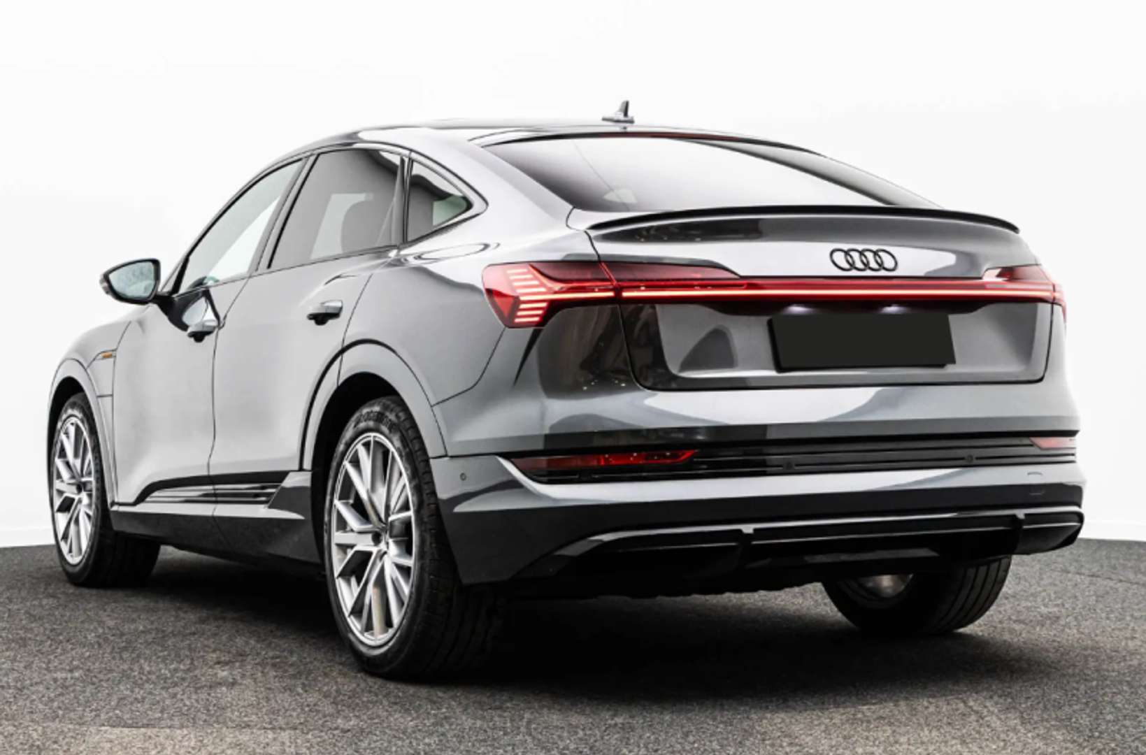 Audi E-tron S Line 55 - 2023 - Joinsteer - #4