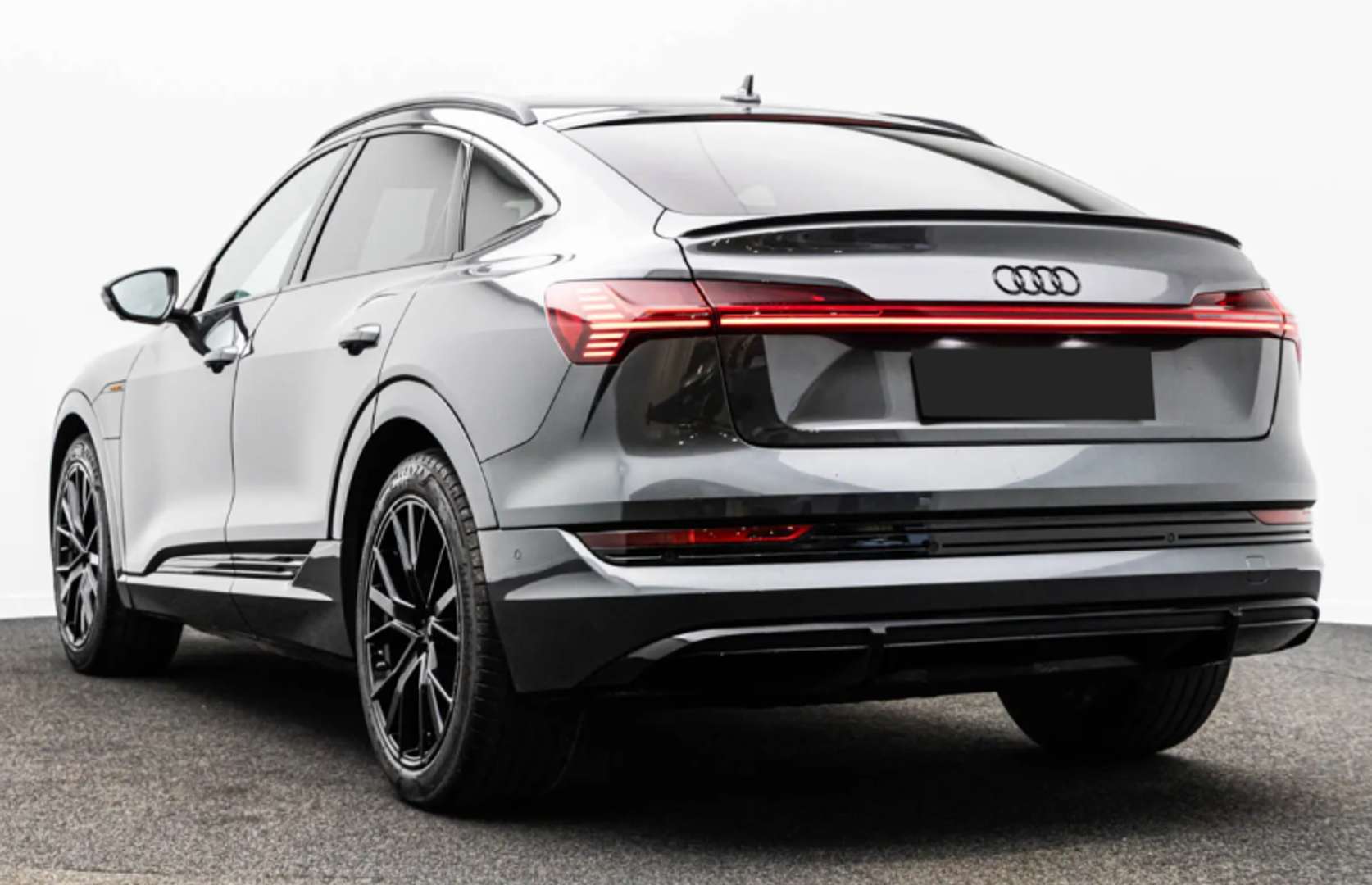 Audi E-tron S Line 55 - 2022 - Joinsteer - #4