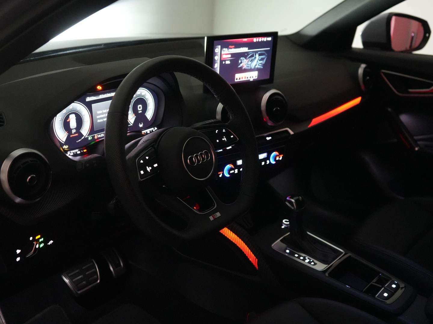 Audi Q2 S Line 35 TFSI - 2025 - Joinsteer - #26