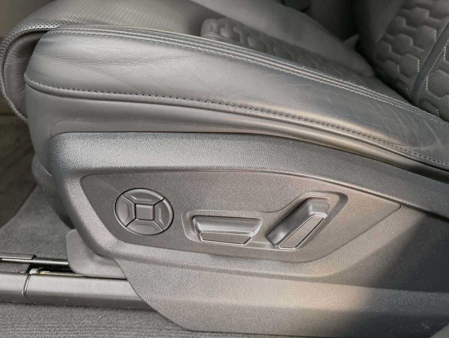 Audi RSQ8 Performance - 2023 - Joinsteer - #10