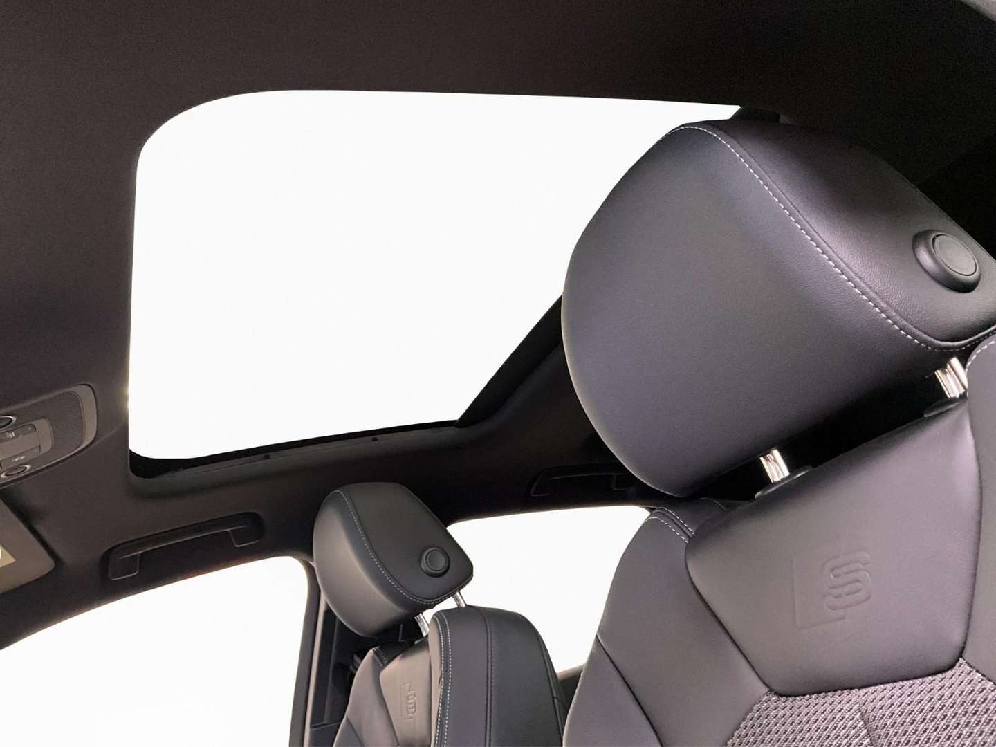 Audi Q3 S Line - 2025 - Joinsteer - #15