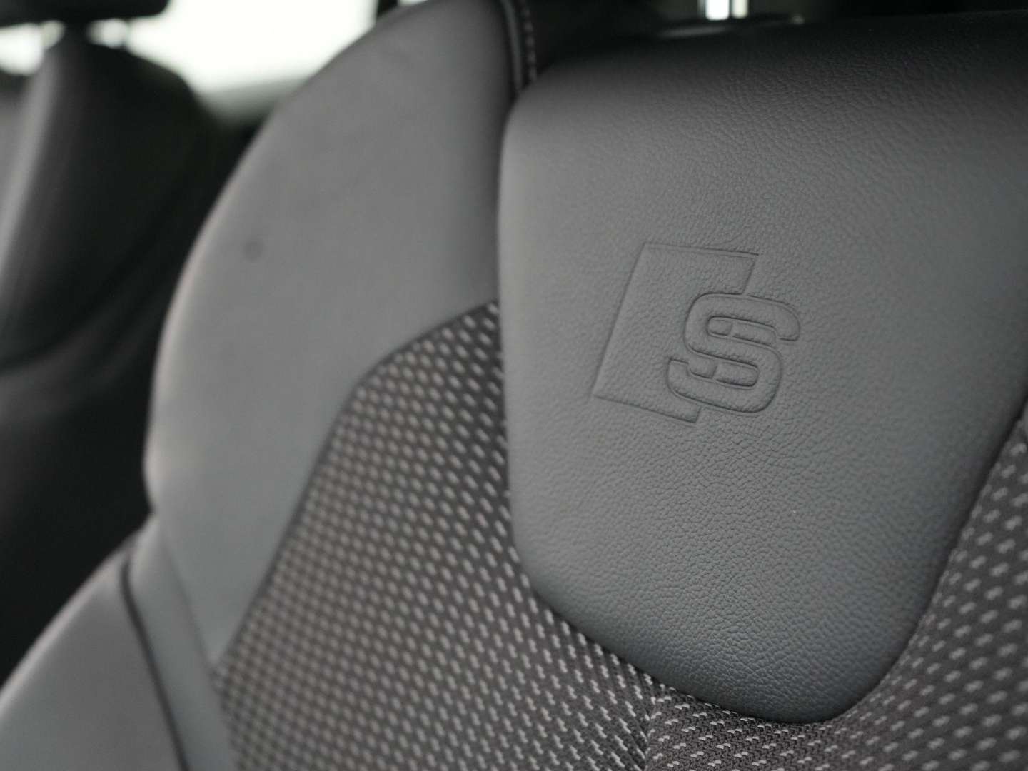 Audi Q2 S Line 35 TFSI - 2025 - Joinsteer - #40