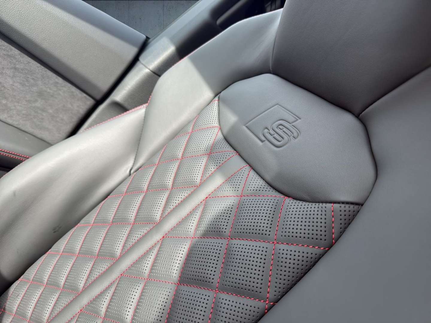 Audi Q8 S Line Business TFSI E - 2026 - Joinsteer - #24