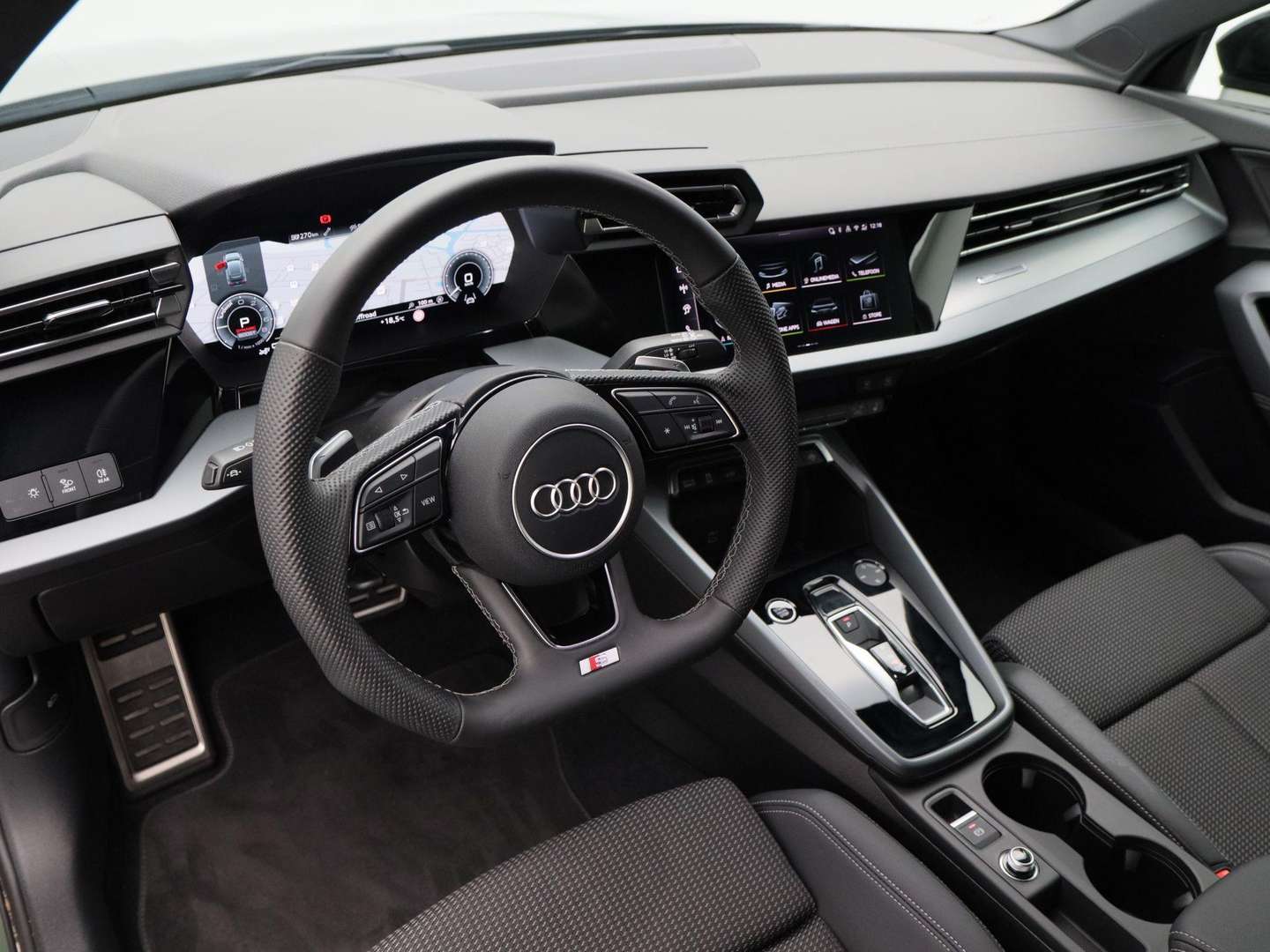 Audi A3 Sportback S Line Competition 45 TFSI E - 2025 - Joinsteer - #3