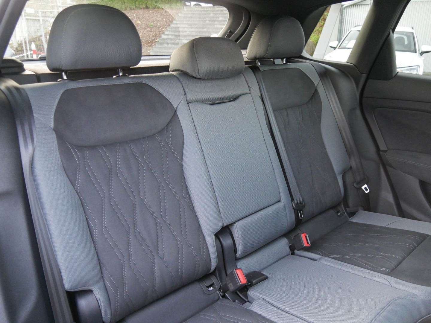 Audi Q3 S Line E-hybrid - 2025 - Joinsteer - #4